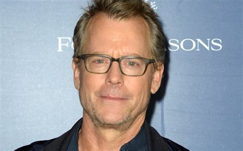 greg kinnear net worth|Meet Shining Vale Star Greg Kinnear: Age, Height,。